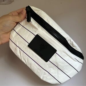 Younique Fanny Pack - New